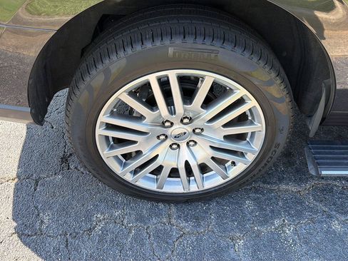 Used 2024 Ford Expedition Limited RWD image 43