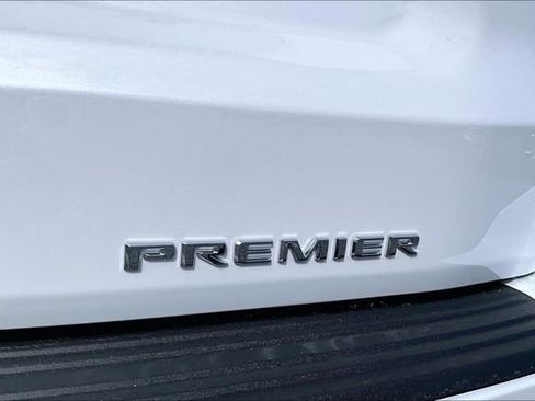 New 2026 Chevrolet Suburban Premier image 9