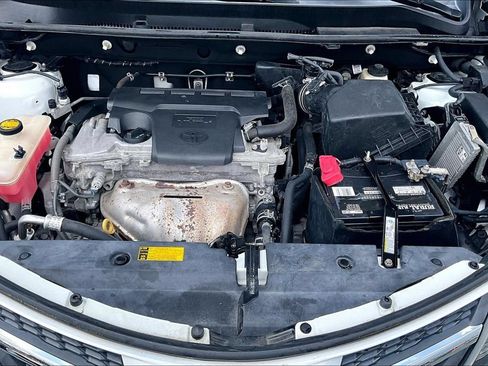 Used 2015 Toyota RAV4 XLE FWD image 10