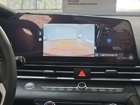 Certified 2025 Hyundai Elantra SEL image 20