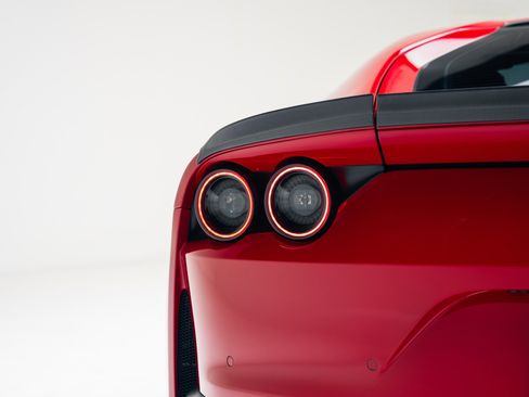 Used 2019 Ferrari 812 Superfast image 28