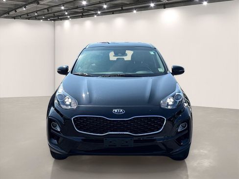 Certified 2022 Kia Sportage LX w/ LX AWD Value Edition Package image 3