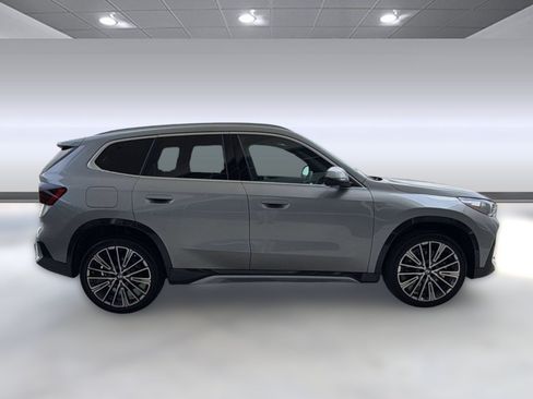 New 2026 BMW X1 xDrive28i w/ Technology Package AWD/4WD image 8