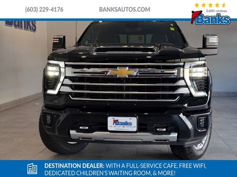 Certified 2025 Chevrolet Silverado 2500 High Country image 3