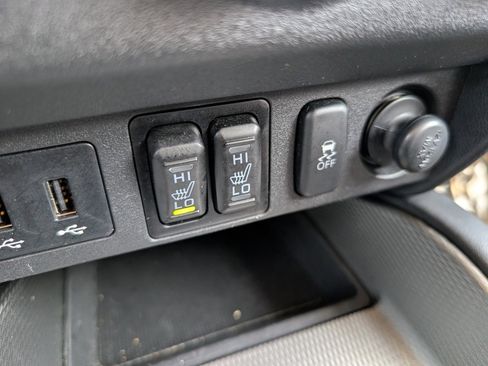 Used 2018 Mitsubishi Outlander Sport SE image 30