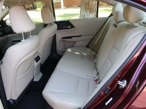 Used 2013 Honda Accord EX-L image 10
