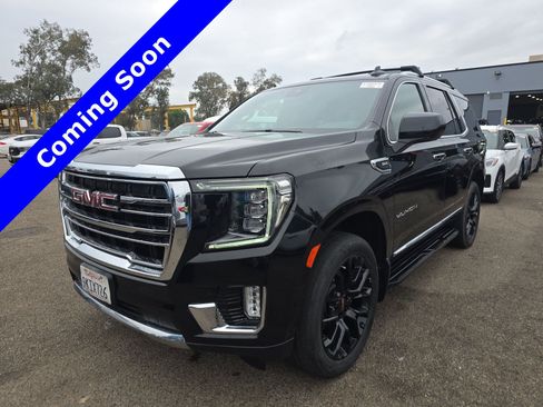 Used 2023 GMC Yukon SLT image 1