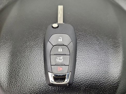 Used 2017 Chevrolet Cruze LS image 32