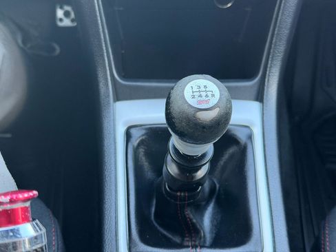 Used 2015 Subaru WRX Sedan 4D image 38