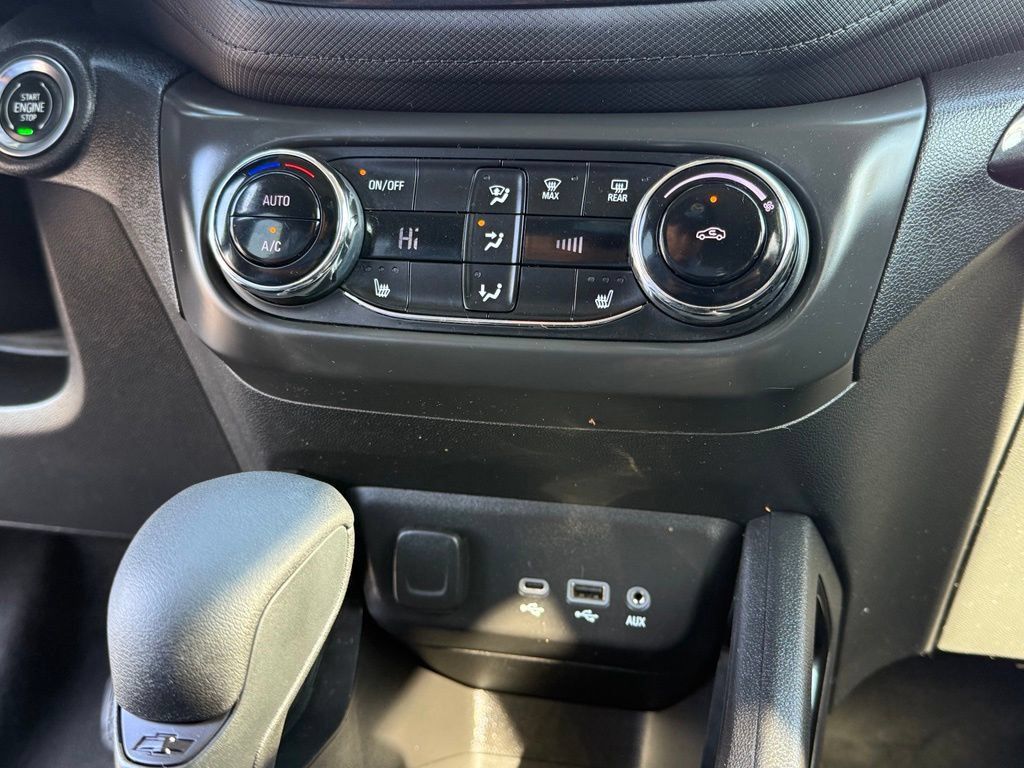 Used 2021 Chevrolet TrailBlazer LT w/ Convenience Package FWD image 27