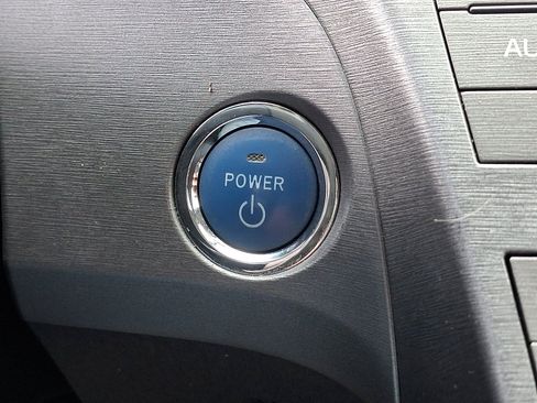 Used 2014 Toyota Prius Two FWD image 25