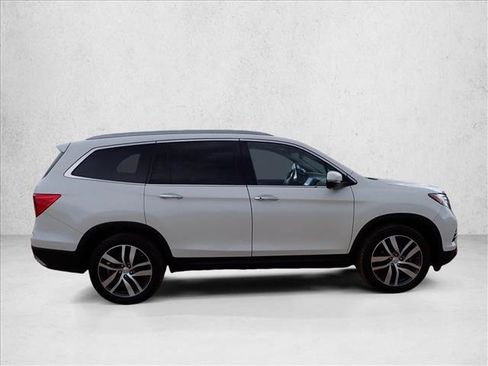 Used 2016 Honda Pilot Elite image 5