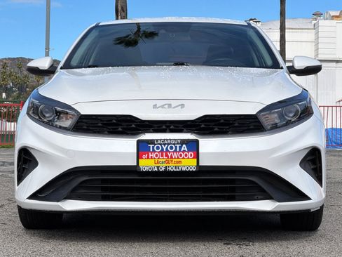 Used 2023 Kia Forte LXS w/ LXS Technology Package image 9