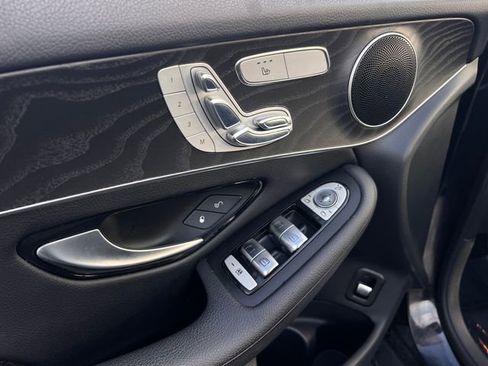 Used 2017 Mercedes-Benz GLC 300 image 11