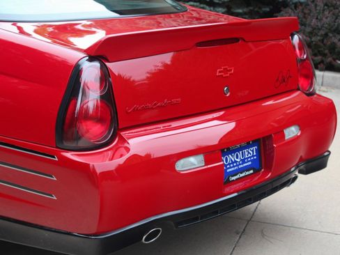 Used 2004 Chevrolet Monte Carlo SS w/ Dale Earnhardt Jr. Package FWD image 26