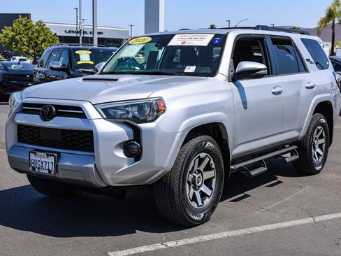 Certified 2020 Toyota 4Runner TRD Off-Road Premium w/ Moonroof Package AWD/4WD image 20