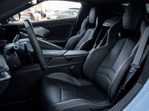 Used 2024 Chevrolet Corvette Z06 image 25