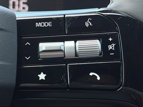 New 2026 Kia Sorento S w/ S Panoramic Sunroof Package FWD image 18