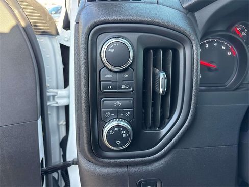 Used 2024 GMC Sierra 1500 Pro w/ Pro Value Package image 9
