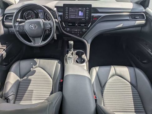 Used 2024 Toyota Camry SE FWD image 13