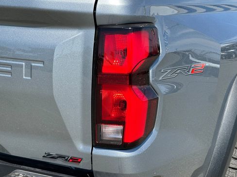 New 2026 Chevrolet Colorado ZR2 w/ Midnight Edition AWD/4WD image 31