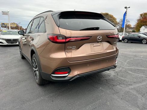 Certified 2025 MAZDA CX-70 Plug-In Hybrid w/ Premium Pkg image 5