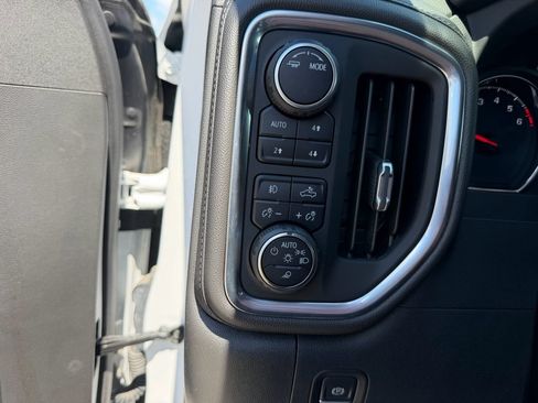 Used 2022 Chevrolet Silverado 1500 LTZ AWD/4WD image 14