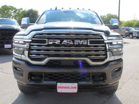 New 2025 RAM 2500 Limited image 3