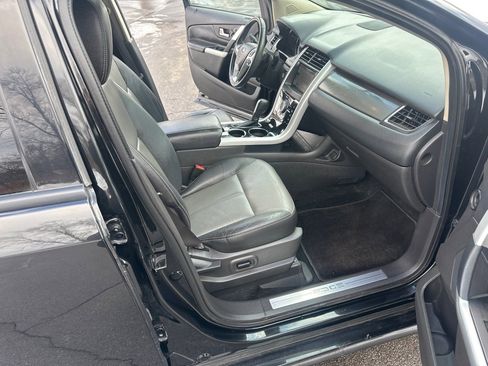 Used 2013 Ford Edge Sport w/ Driver Entry Pkg image 40