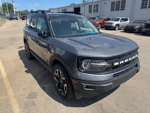 Used 2023 Ford Bronco Sport Outer Banks AWD/4WD image 1