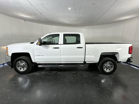 Used 2019 Chevrolet Silverado 3500 W/T w/ WT Fleet Convenience Package image 7