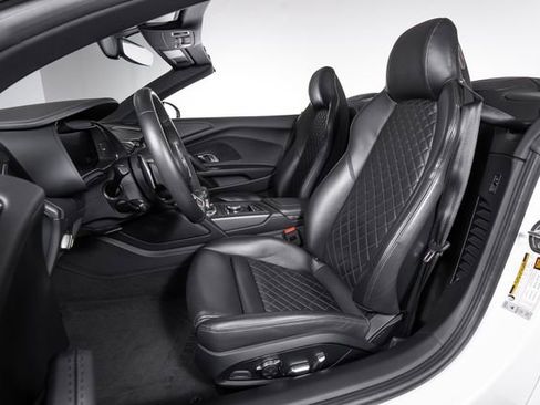 Used 2023 Audi R8 V10 performance RWD image 15