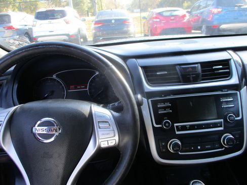 Used 2017 Nissan Altima 2.5 SL image 22