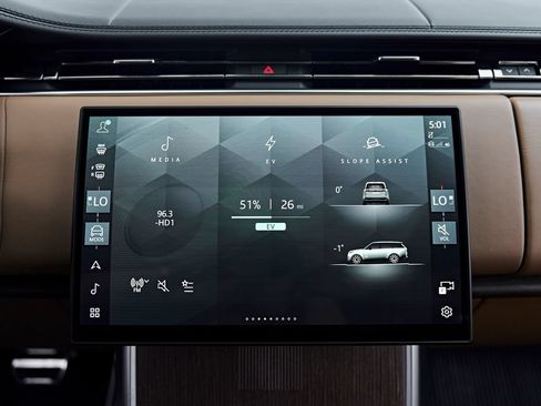 Used 2025 Land Rover Range Rover Autobiography AWD/4WD image 74