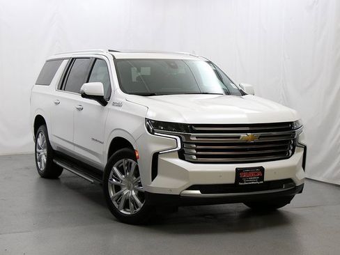 Certified 2021 Chevrolet Suburban High Country image 1