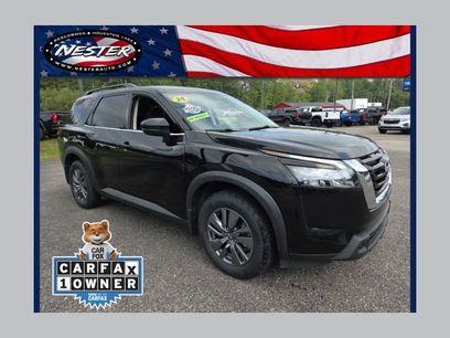 Used 2024 Nissan Pathfinder SV