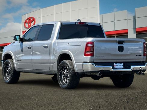 Used 2022 RAM 1500 Laramie AWD/4WD image 5
