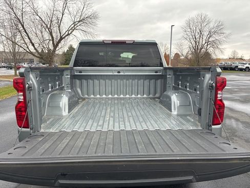 Used 2023 Chevrolet Silverado 1500 LT image 29