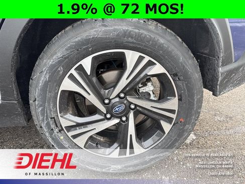 Used 2025 Subaru Crosstrek 2.0i Premium image 8