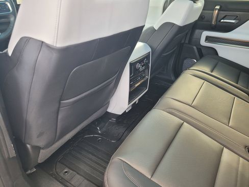 Used 2025 GMC Hummer EV 3X AWD/4WD image 11