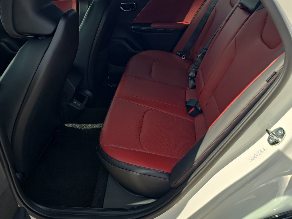 New 2026 Kia K4 GT-Line FWD image 16