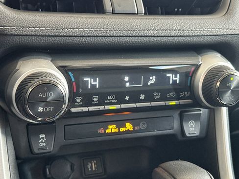 Used 2024 Toyota RAV4 XLE image 19