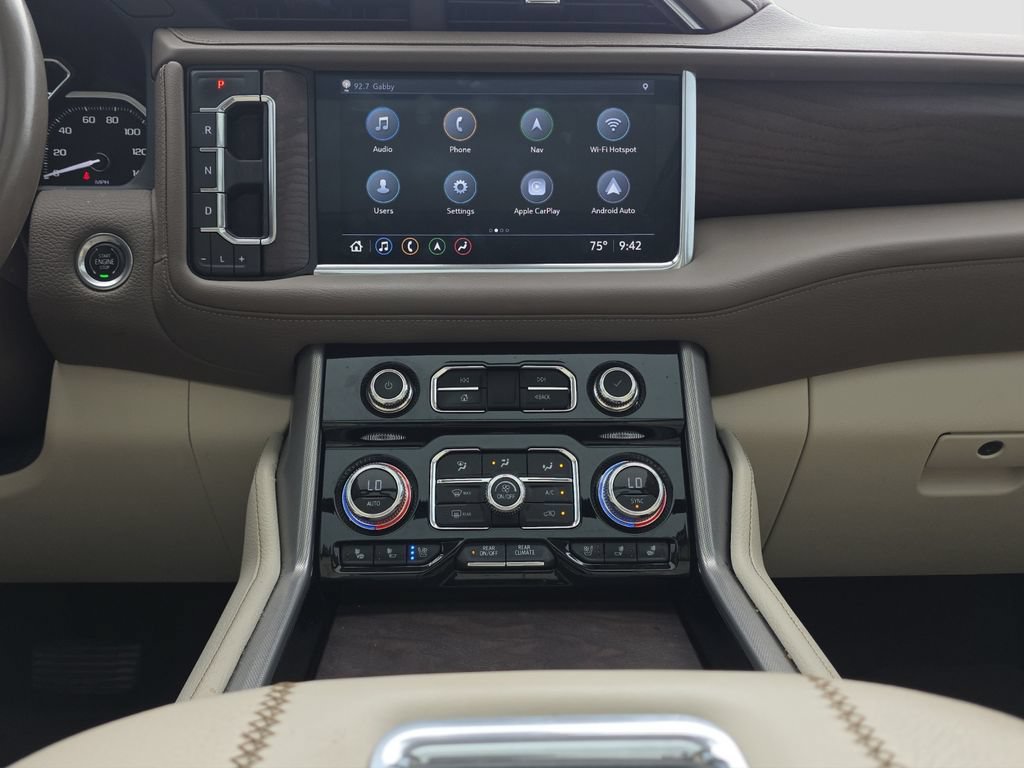 Used 2021 GMC Yukon Denali w/ Denali Premium Package AWD/4WD image 14