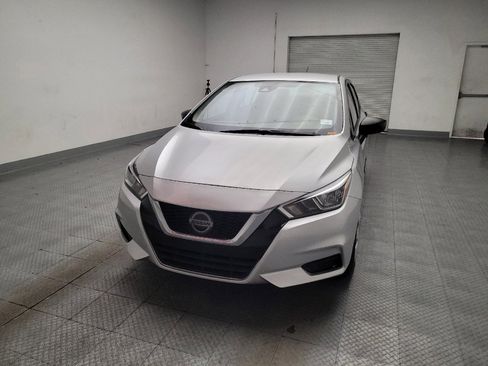 Used 2021 Nissan Versa S FWD image 15