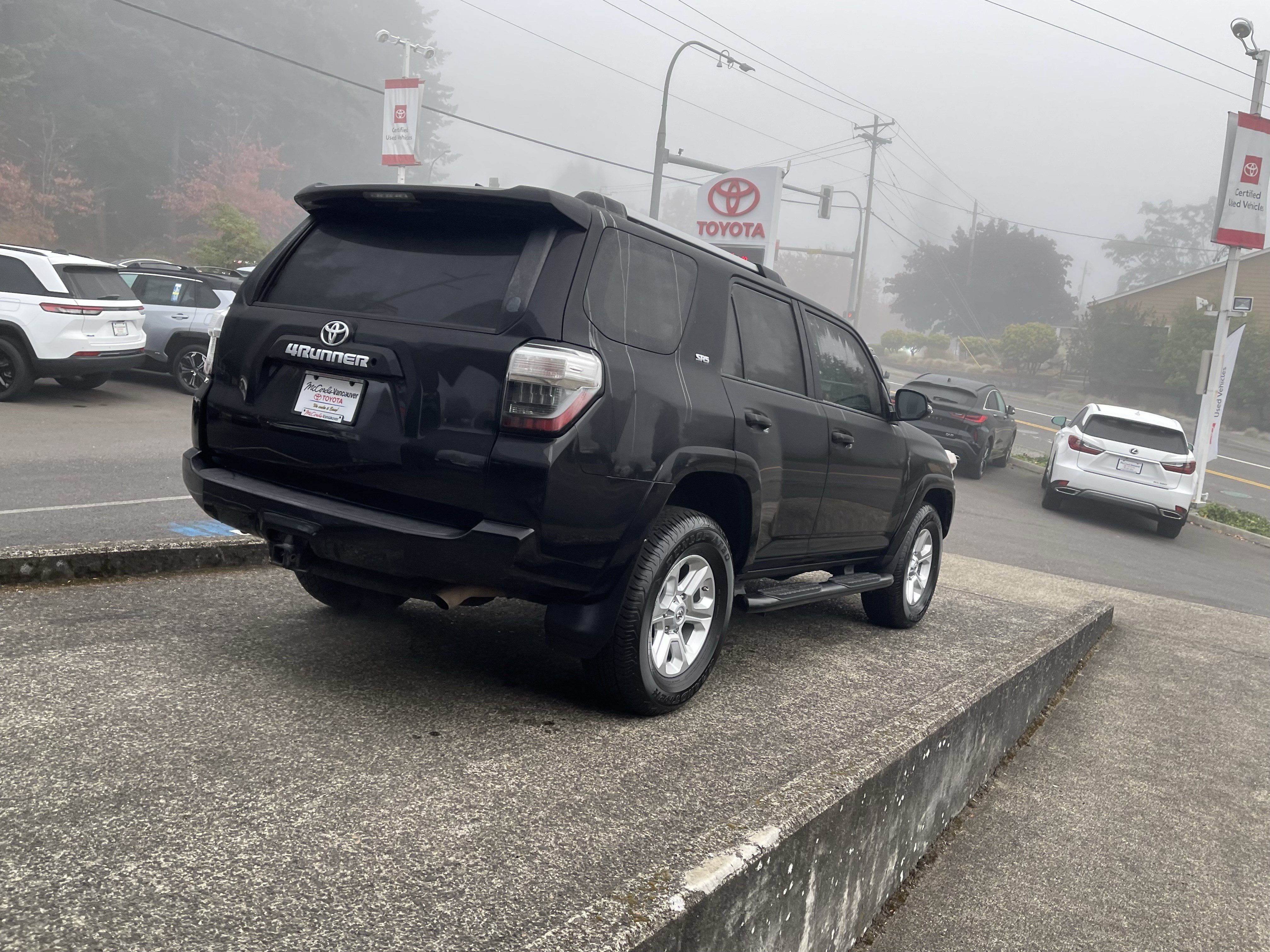 Certified 2019 Toyota 4Runner SR5 Premium AWD/4WD image 8
