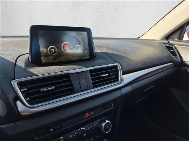 Used 2018 MAZDA MAZDA3 Touring FWD image 12