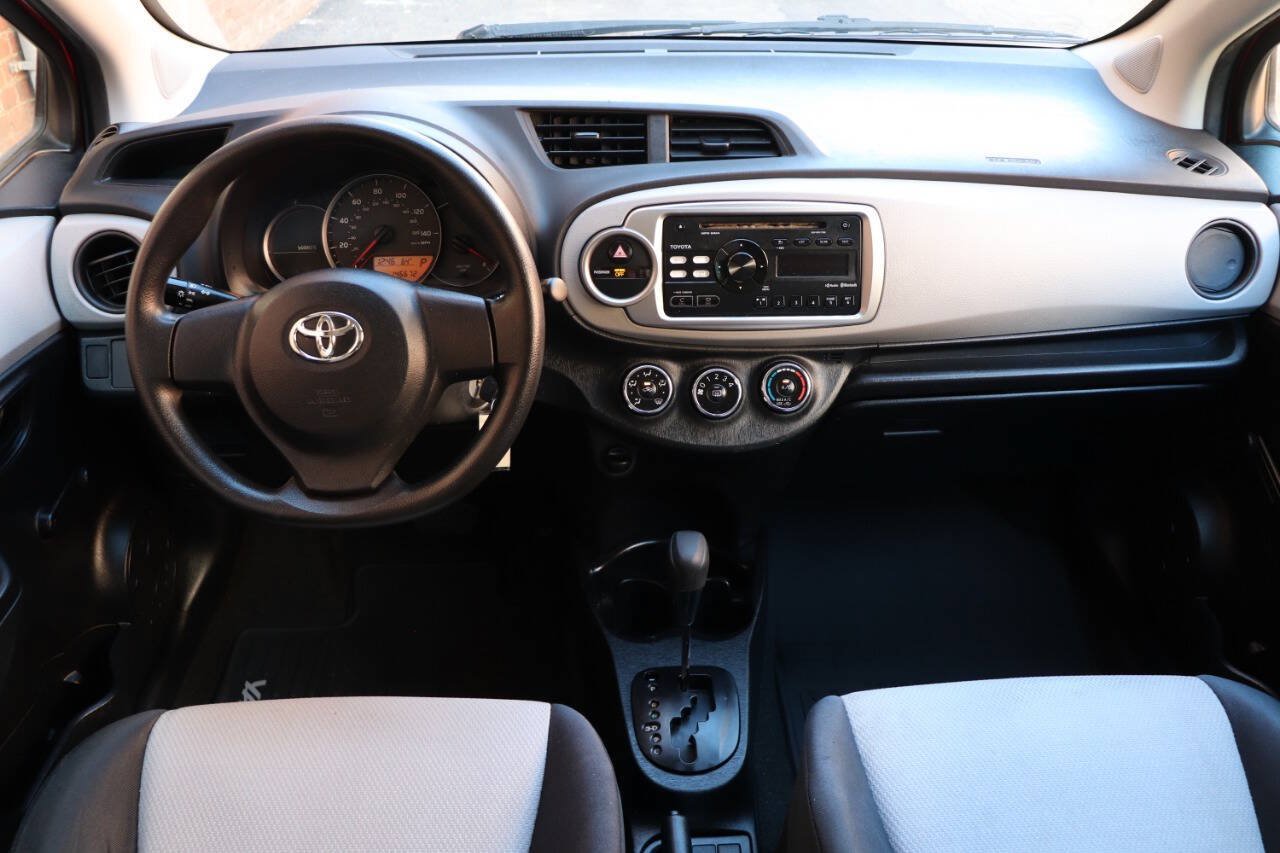 Used 2014 Toyota Yaris L FWD image 20