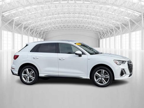 Used 2020 Audi Q3 2.0T Premium Plus w/ Premium Plus Package AWD/4WD image 1