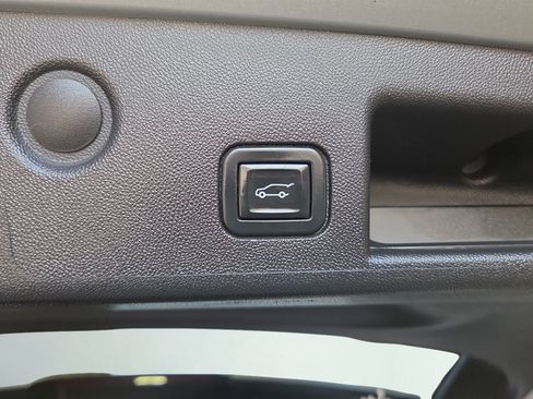 Used 2021 Chevrolet Equinox Premier AWD/4WD image 61