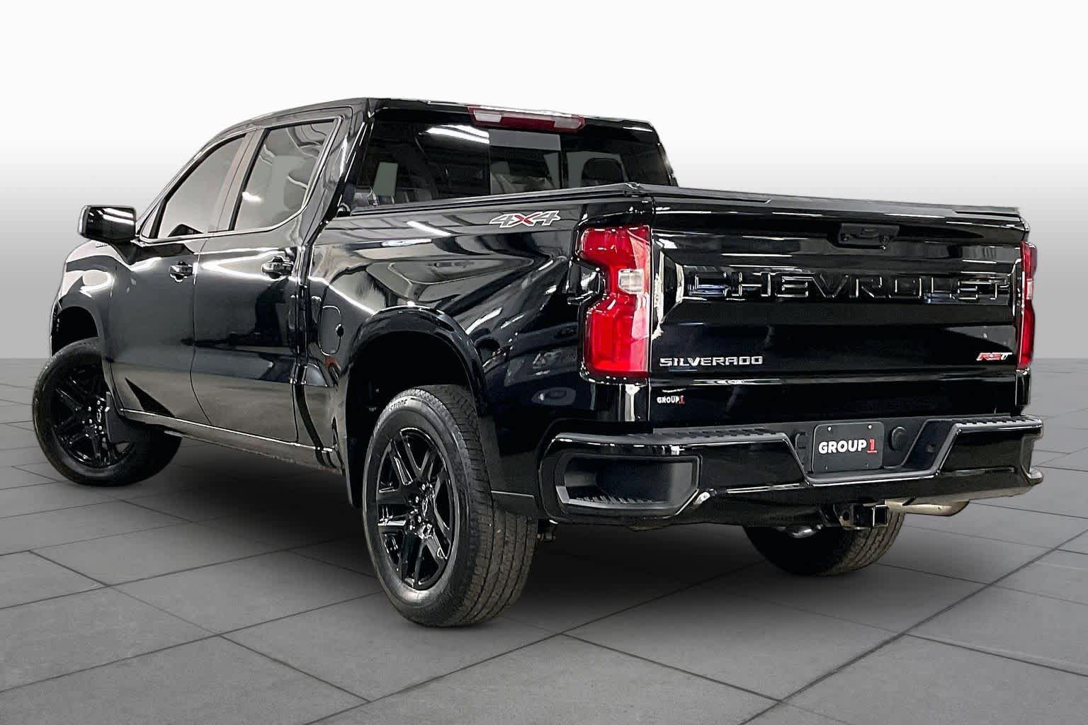 Used 2024 Chevrolet Silverado 1500 RST w/ Convenience Package II AWD/4WD image 12